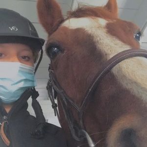 Meet your Posher, Olivia